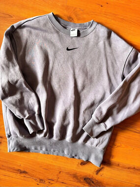 Nike Sportswear Club Fleece Crewneck Sweatshirt Purple